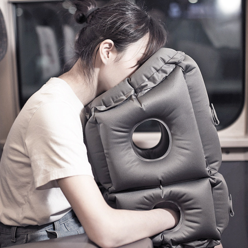 Ultralekka nadmuchiwana podusz – Camp Pillow Compressible recenzja i cena